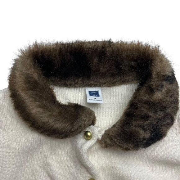 Janie and Jack Ivory Faux Fur Collar Gold Button Cardigan Size 3 Years - Picture 2 of 4